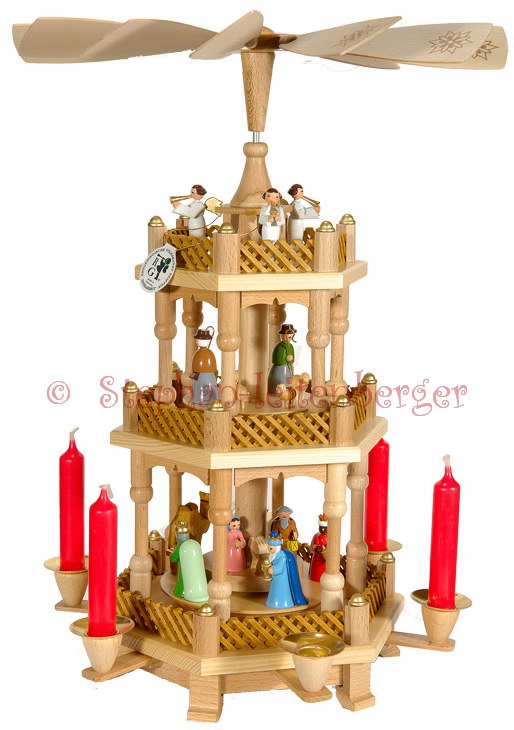 Pyramide à bougies de Noel en bois 2 etages